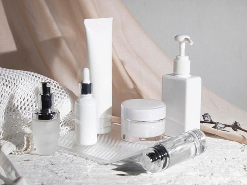 چگونه لوازم آرایشی اصل را نگهداری کنیم تا کیفیت آن حفظ شود؟